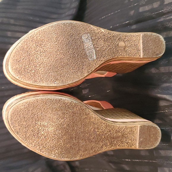 Belle Marie Coral Rhinestone 4" Wedge Sandal, sz 8.5 - Picture 7 of 10